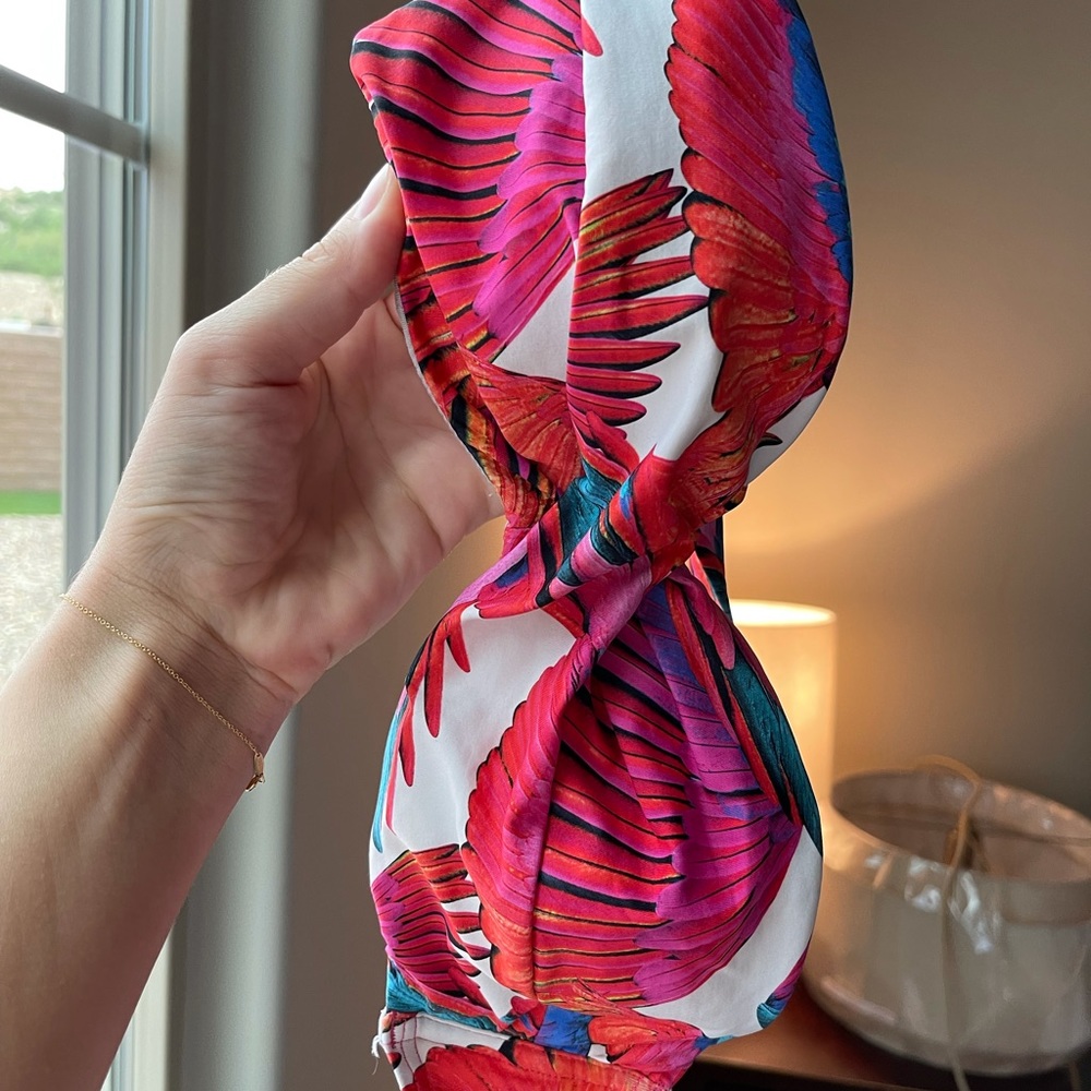 Echo swim top